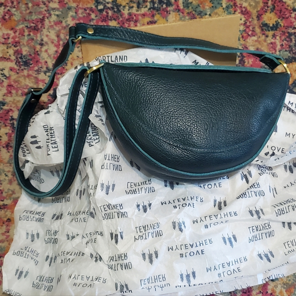 NWT Portland Leather Koala Sling Bag